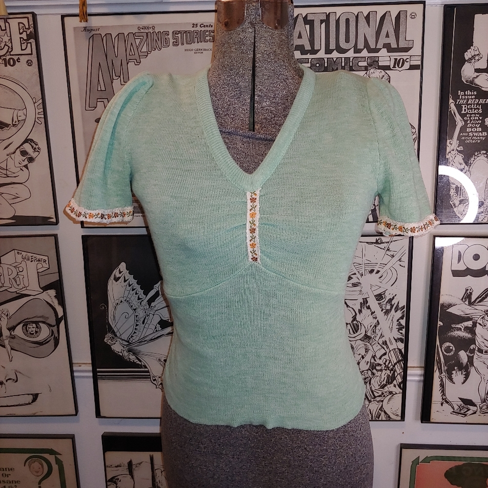 Vintage Mint Green Knit Floral Cottage Core Top Shirt